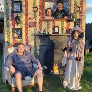 Meet your Posher, Joseph